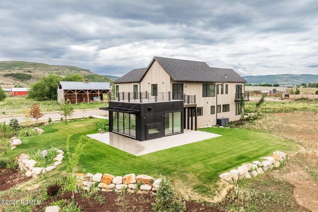 798 Lazy Way, Francis, UT 84036