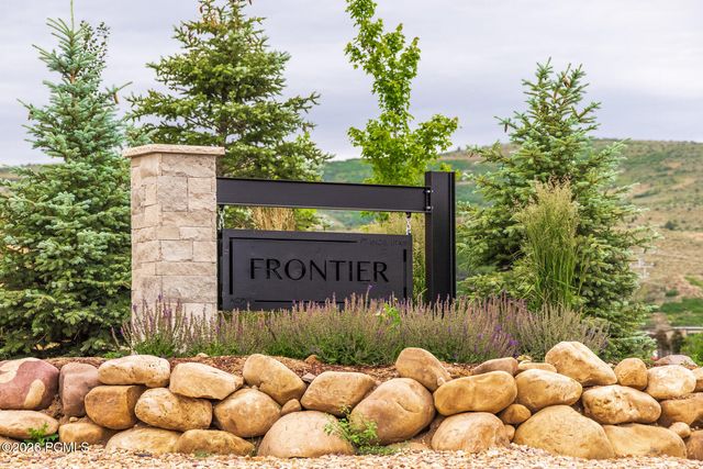 798 Lazy Way, Francis, UT 84036