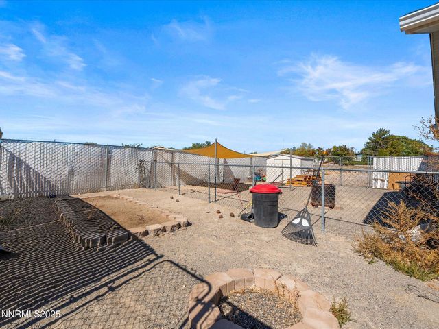 2830 Country Club Drive, Fallon, NV 89406