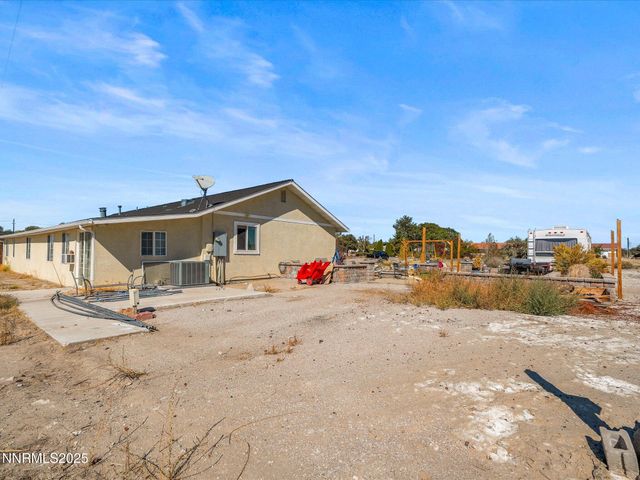 2830 Country Club Drive, Fallon, NV 89406