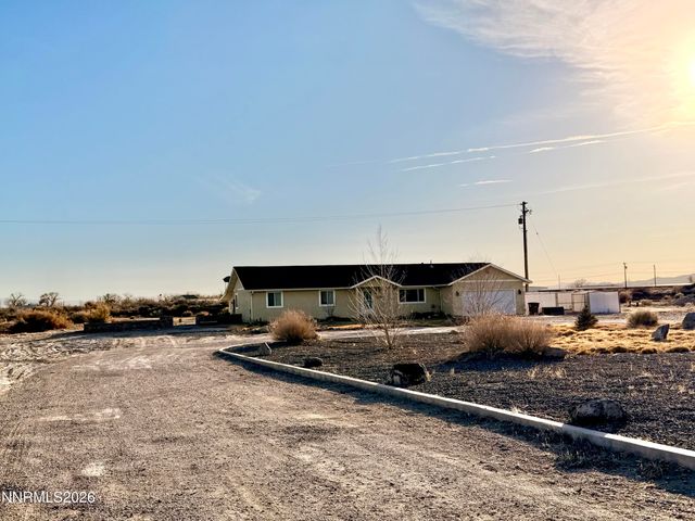 2830 Country Club Drive, Fallon, NV 89406