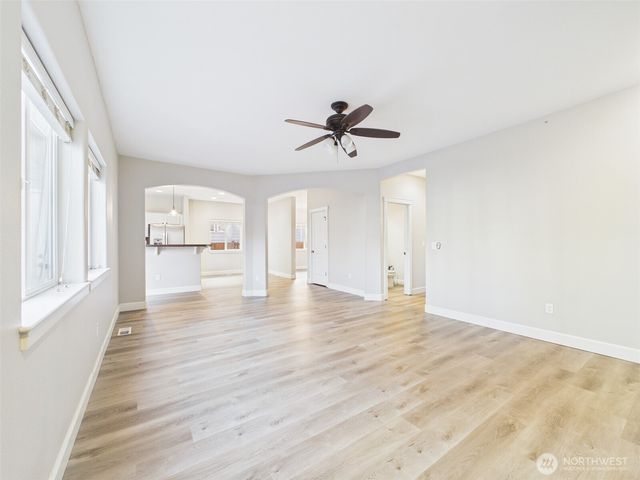 11805 1st Place, Lake Stevens, WA 98258