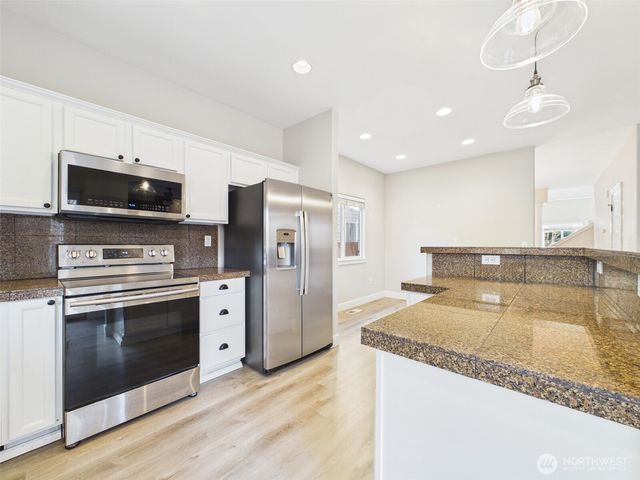 11805 1st Place, Lake Stevens, WA 98258