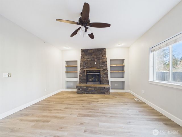 11805 1st Place, Lake Stevens, WA 98258