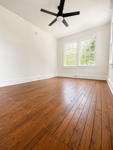 9 John Street B, Charleston, SC 29403