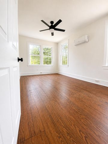 9 John Street B, Charleston, SC 29403
