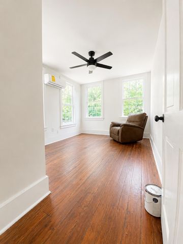 9 John Street B, Charleston, SC 29403