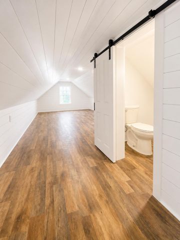 9 John Street B, Charleston, SC 29403
