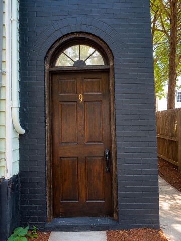 9 John Street B, Charleston, SC 29403