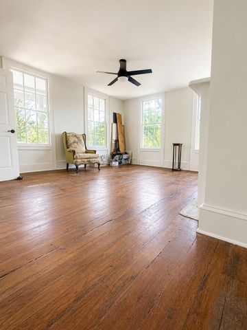 9 John Street B, Charleston, SC 29403