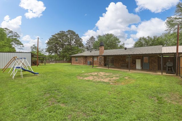 213 Walter St, Longview, TX 74603
