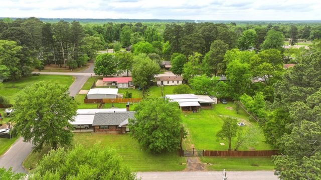213 Walter St, Longview, TX 74603