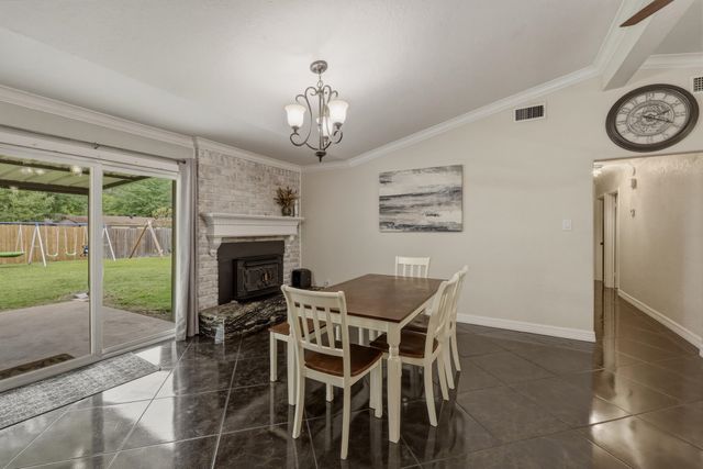 213 Walter St, Longview, TX 74603