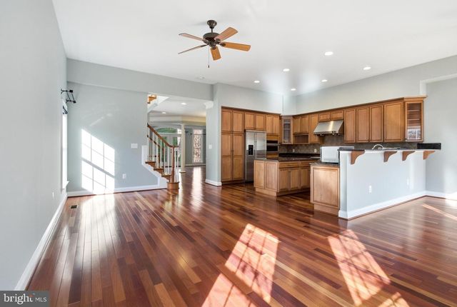6411 VELLIETY LN, Springfield, VA 22152