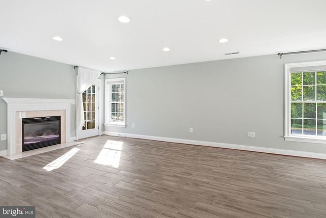 6411 VELLIETY LN, Springfield, VA 22152