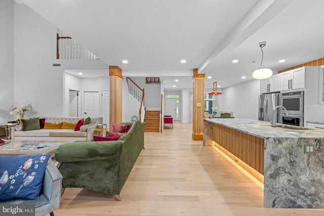 1203 CHAMPLAIN DR, Voorhees, NJ 08043