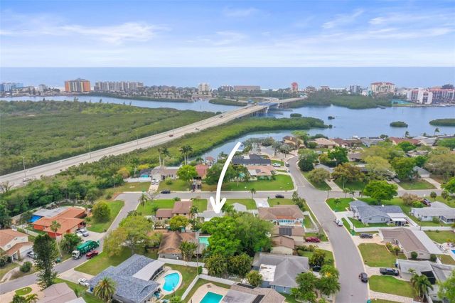 7955 BAYSHORE DRIVE, Seminole, FL 33776