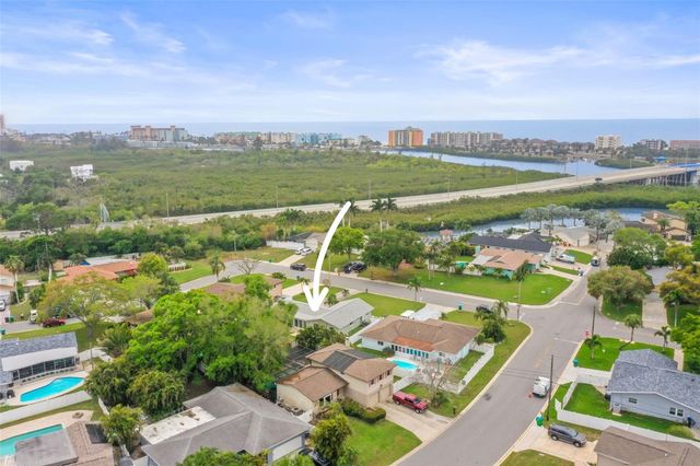 7955 BAYSHORE DRIVE, Seminole, FL 33776