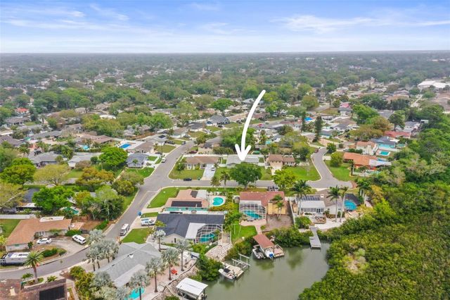 7955 BAYSHORE DRIVE, Seminole, FL 33776