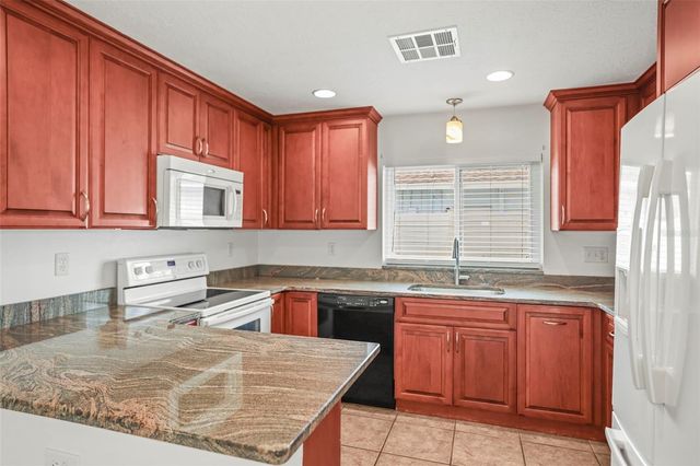 7955 BAYSHORE DRIVE, Seminole, FL 33776