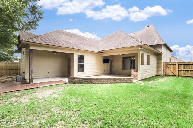 203 Country Park Drive, Youngsville, LA 70592