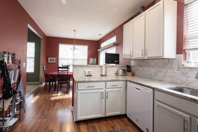 3961 Much Marcle Drive, Zionsville, IN 46077