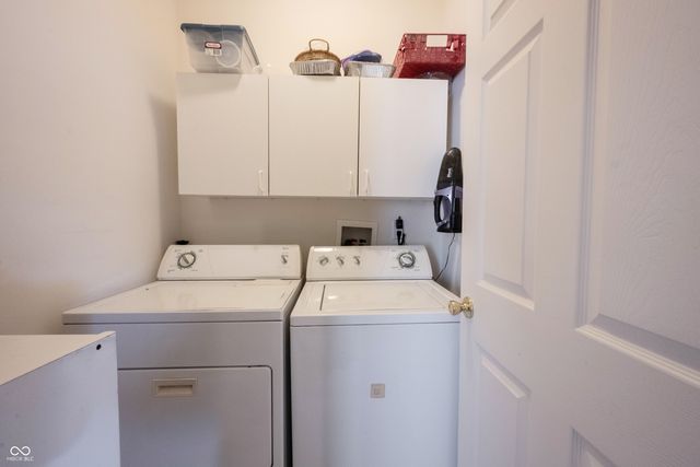 3961 Much Marcle Drive, Zionsville, IN 46077