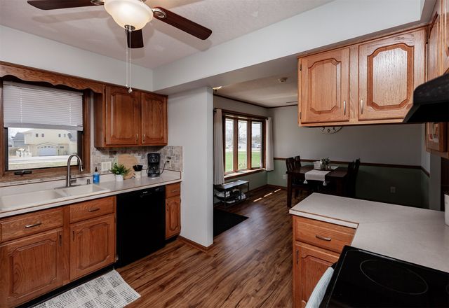 1802 State Street A, Granger, IA 50109