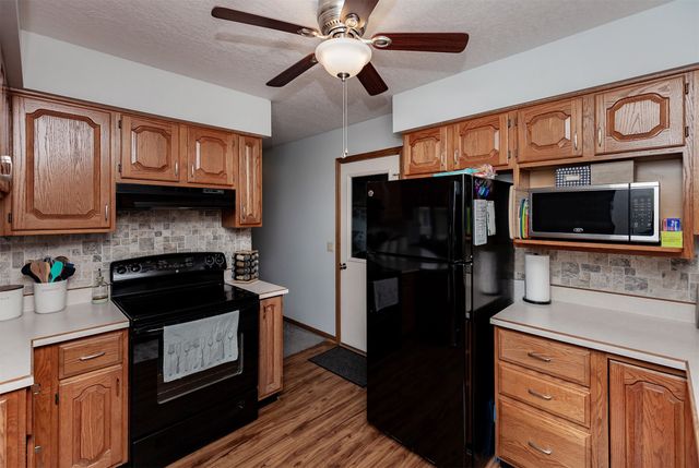 1802 State Street A, Granger, IA 50109