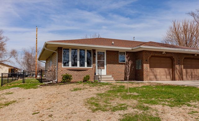 1802 State Street A, Granger, IA 50109