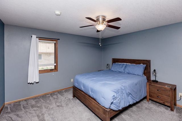 1802 State Street A, Granger, IA 50109