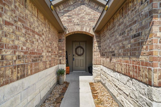 3218 Specklebelly Drive, Baytown, TX 77521