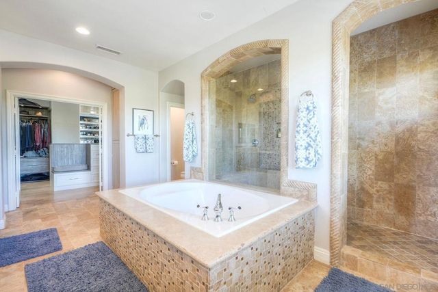 10055 Winecrest Rd, San Diego, CA 92127