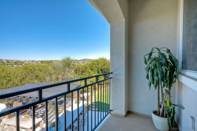 10055 Winecrest Rd, San Diego, CA 92127