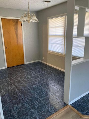 5121 WESTGATE Drive, Amarillo, TX 79106