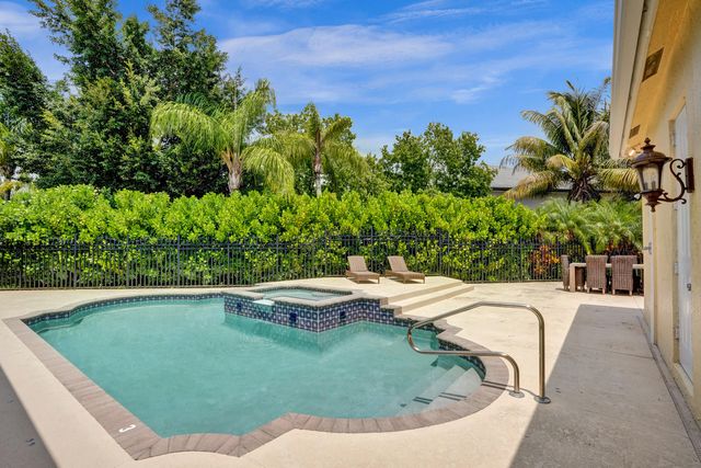 15910 Lindbergh Lane, Wellington, FL 33414