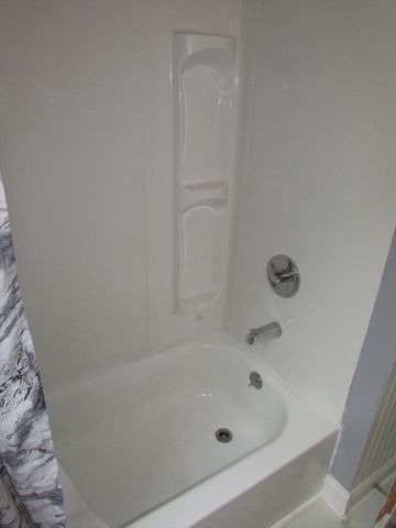 10 Bartlett St, South Hadley, MA 01075