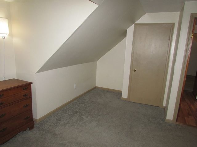 10 Bartlett St, South Hadley, MA 01075
