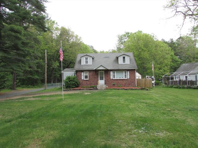 10 Bartlett St, South Hadley, MA 01075