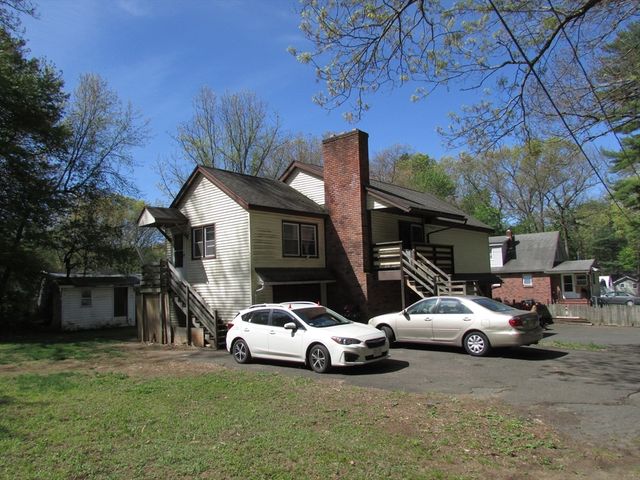 10 Bartlett St, South Hadley, MA 01075