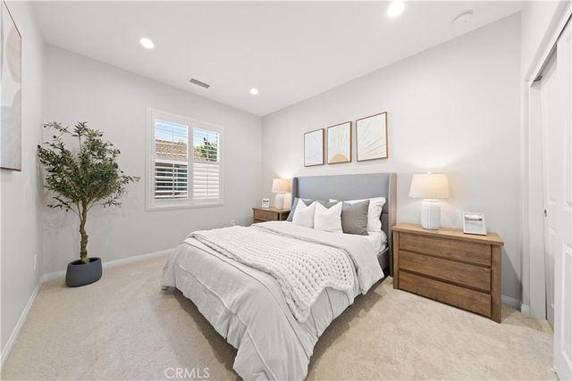 120 Pendant, Irvine, CA 92620