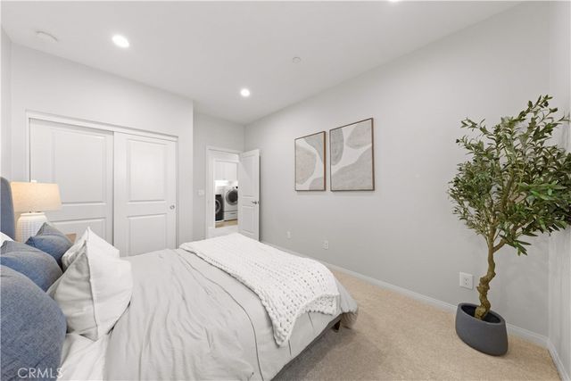 120 Pendant, Irvine, CA 92620