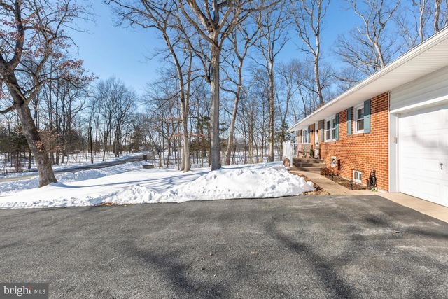 3820 KUMP STATION RD, Taneytown, MD 21787