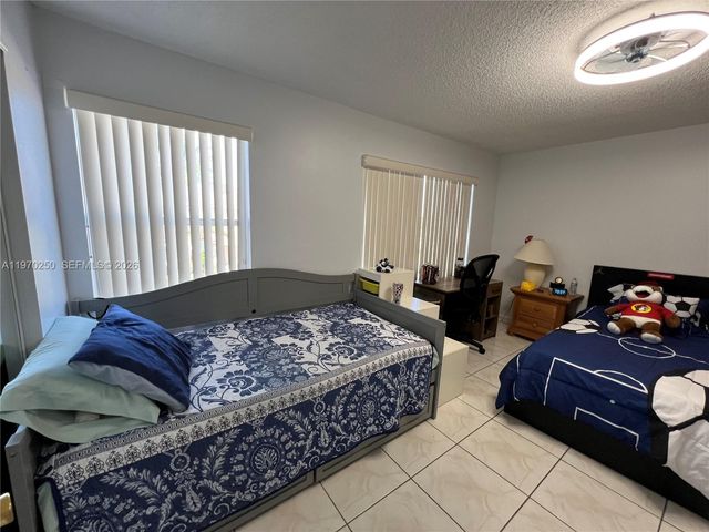 5214 NW 190th Street, Miami Gardens, FL 33055