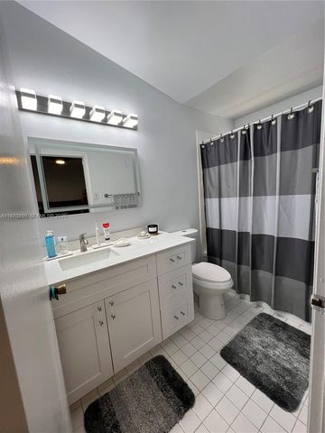 5214 NW 190th Street, Miami Gardens, FL 33055