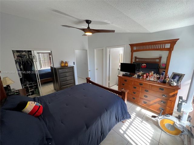 5214 NW 190th Street, Miami Gardens, FL 33055