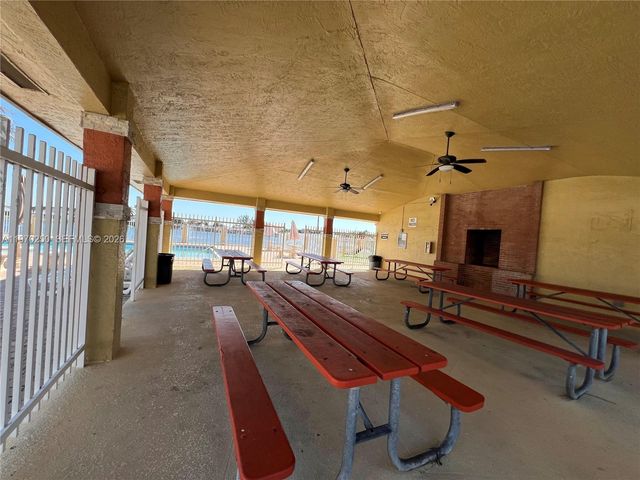 5214 NW 190th Street, Miami Gardens, FL 33055