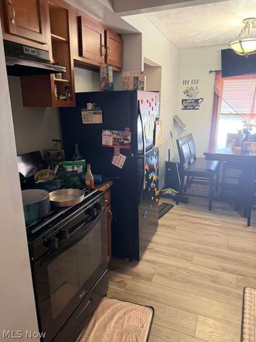 3935 E 176th Street, Cleveland, OH 44128