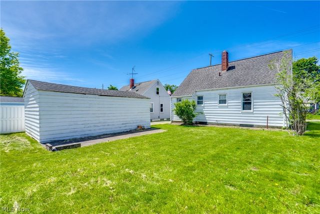 1701 Brown Street, Akron, OH 44301