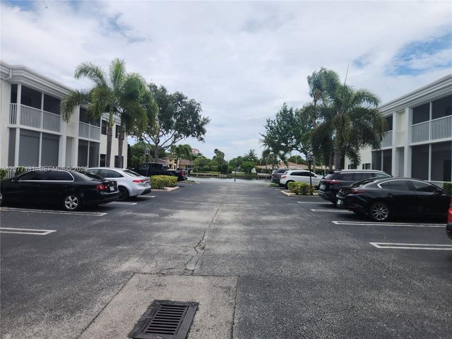 160 Cypress Club Drive 608, Pompano Beach, FL 33060